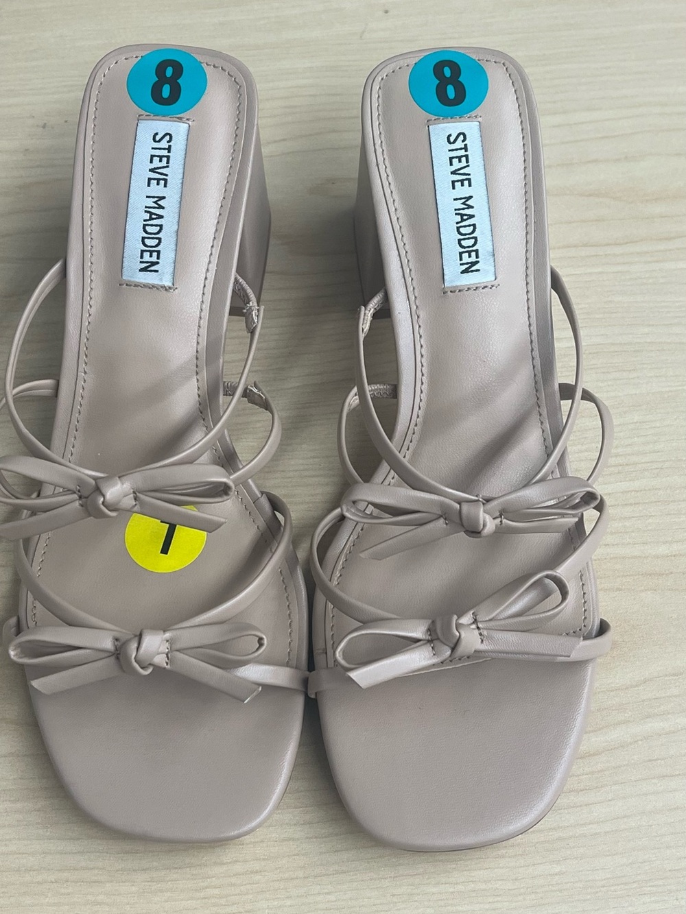 Steve Madden Beige Strappy Bow Block Heel Sandals